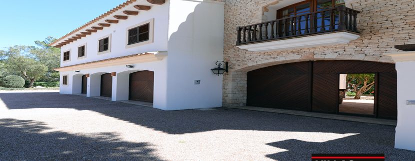 villas-for-sale-ibiza-mansion-carlos-058