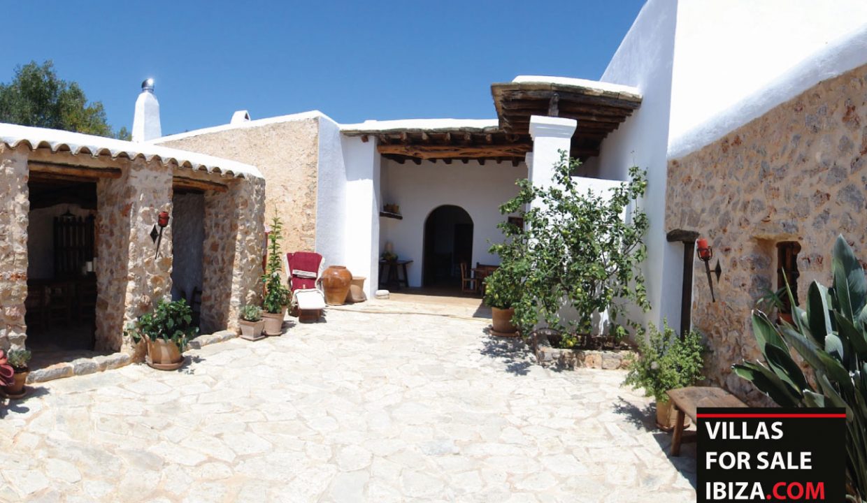 Villas for sale Ibiza - Finca  Gracious with touristic license
