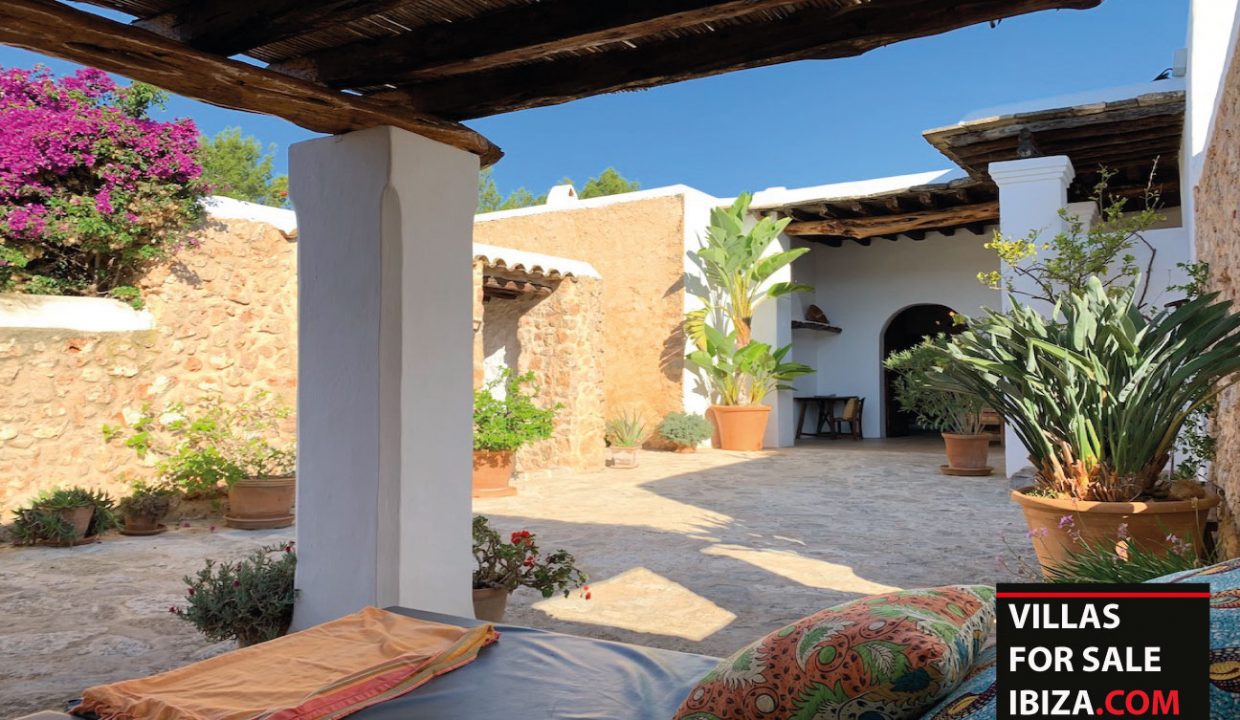 Villas for sale Ibiza - Finca  Gracious with touristic license
