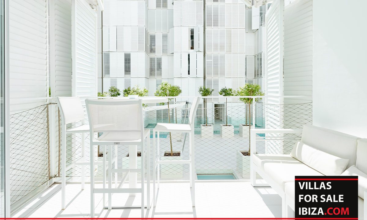 Villas for sale Ibiza - Apartment Patio Blanco Space 1