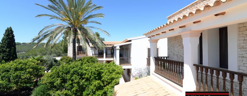 villas-for-sale-ibiza-mansion-carlos-045