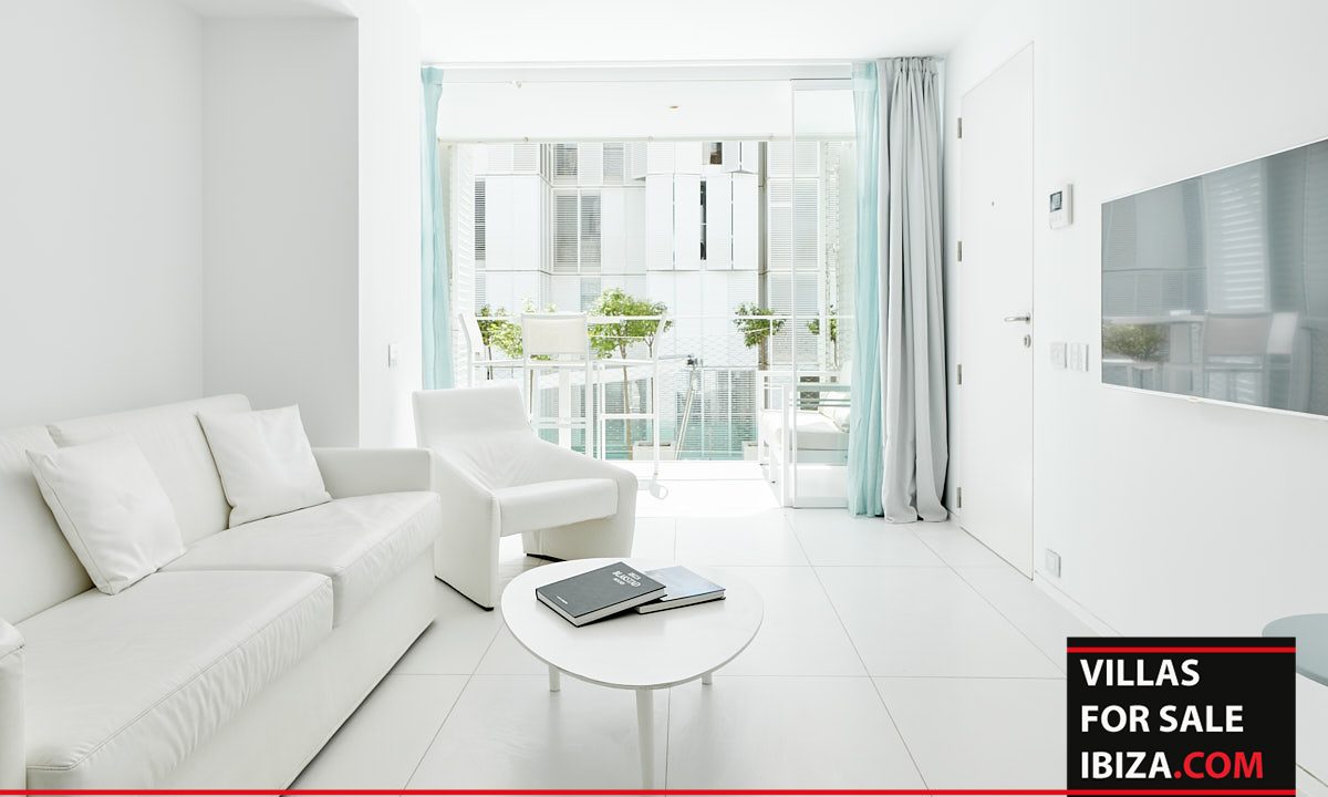 Villas for sale Ibiza - Apartment Patio Blanco Space