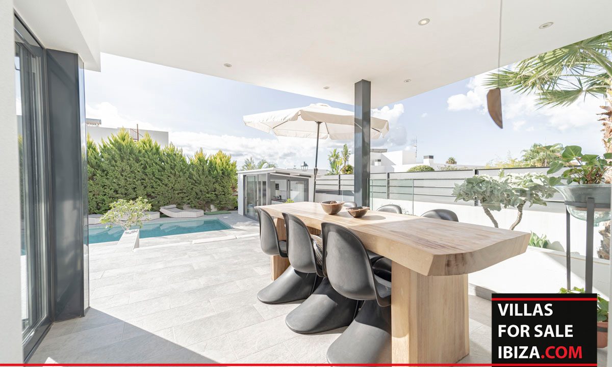 Villas for sale Ibiza - Villa Burgon 57 - terrace forund floor_