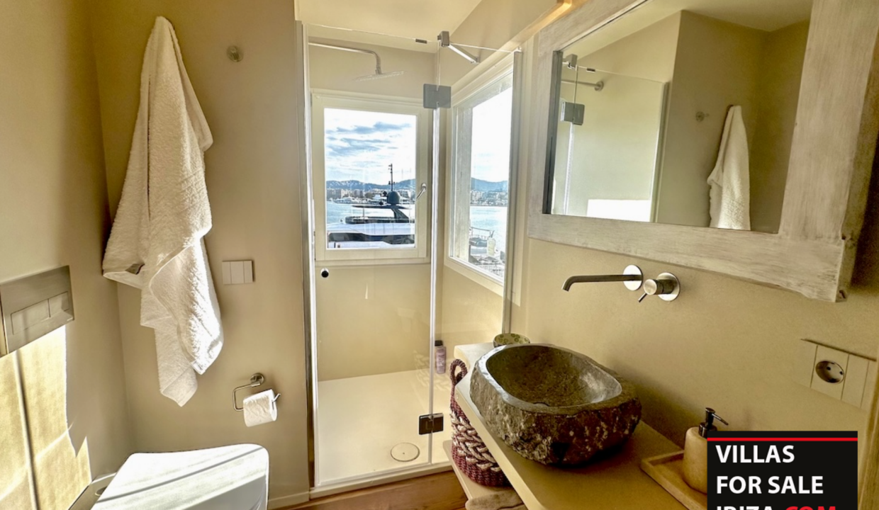 Villas For Sale - Penthouse Harbour 25