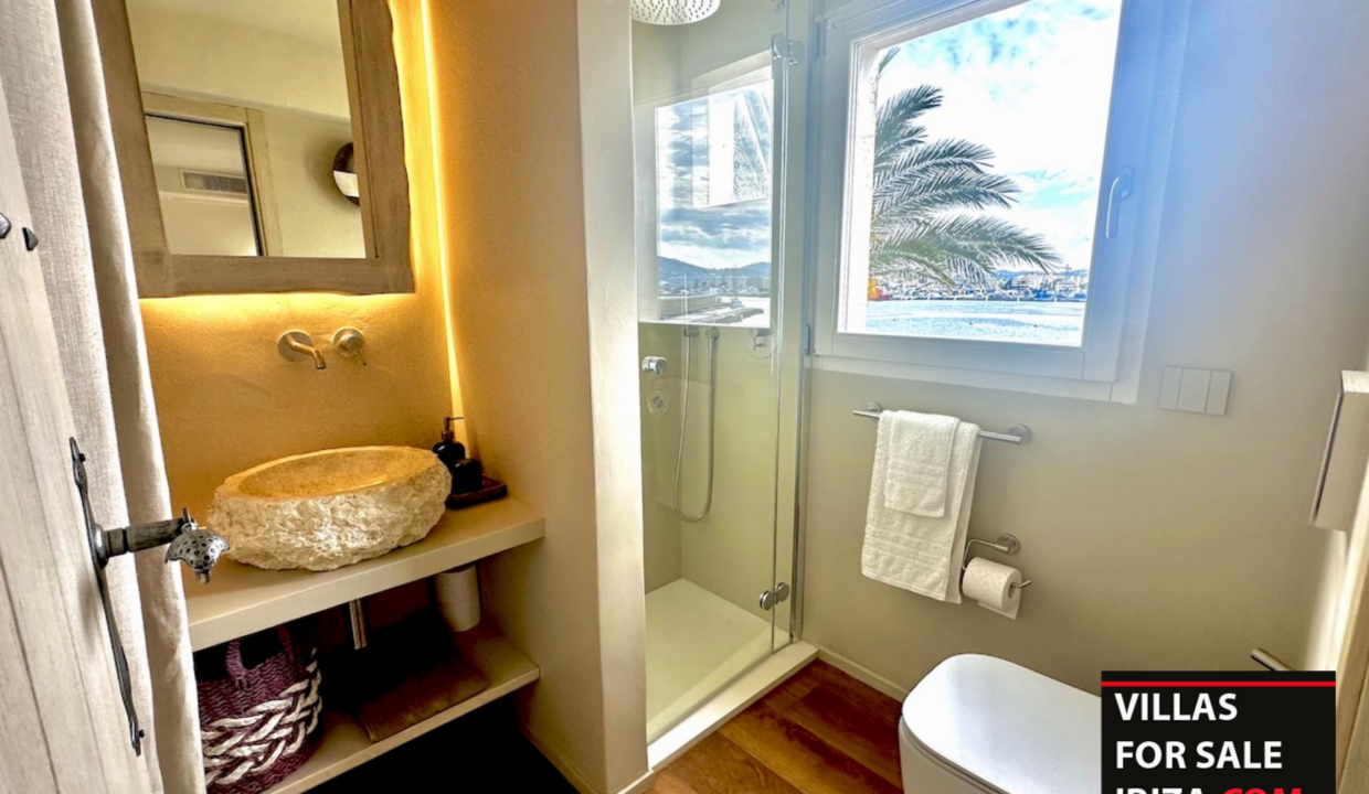 Villas For Sale - Penthouse Harbour 28