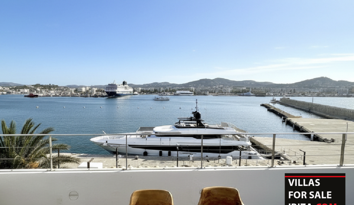 Villas For Sale - Penthouse Harbour 3