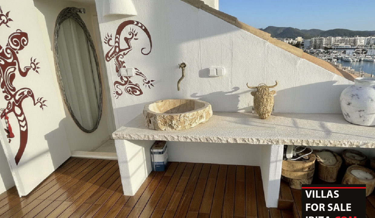 Villas For Sale - Penthouse Harbour 33