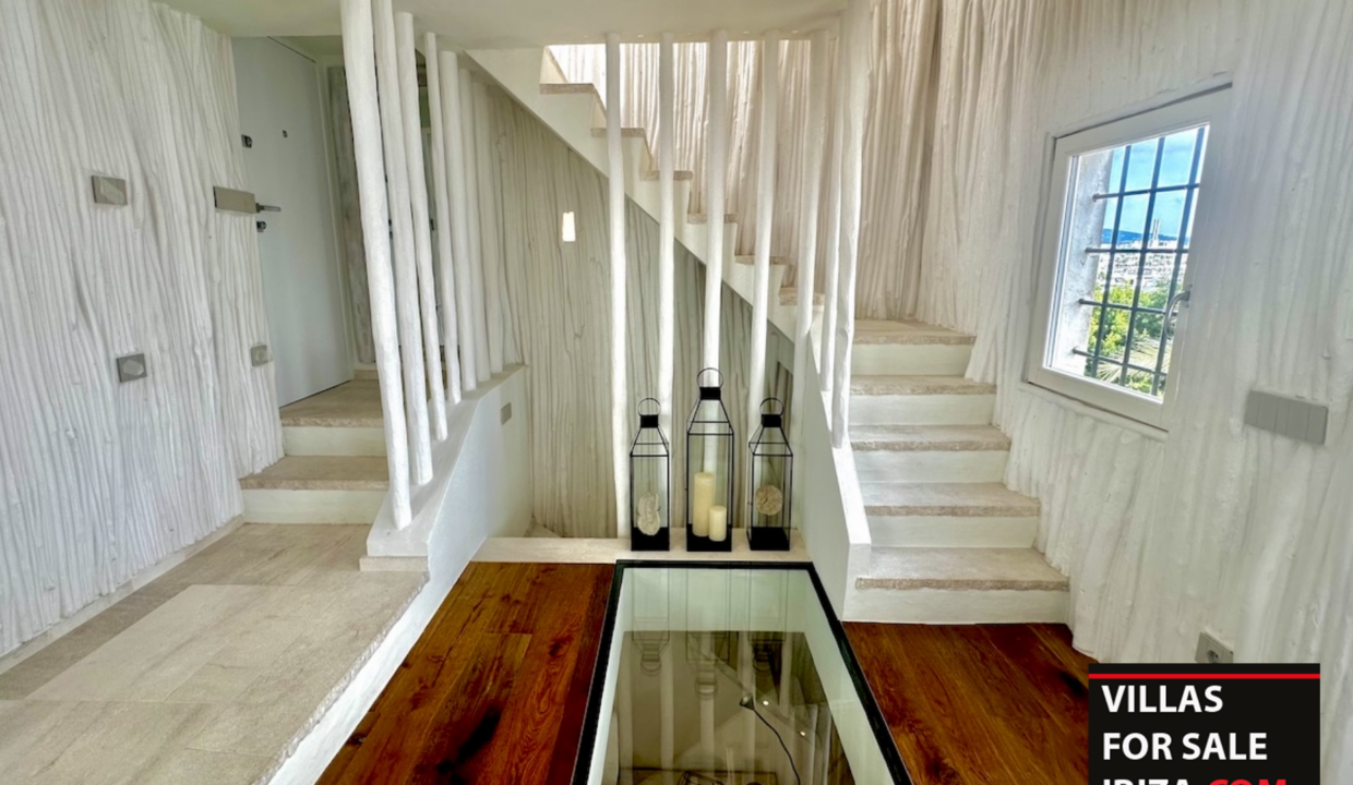 Villas For Sale - Penthouse Harbour 34