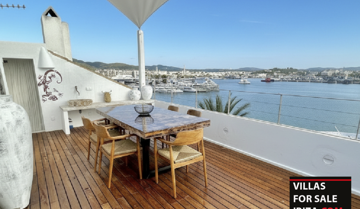 Villas For Sale - Penthouse Harbour 36