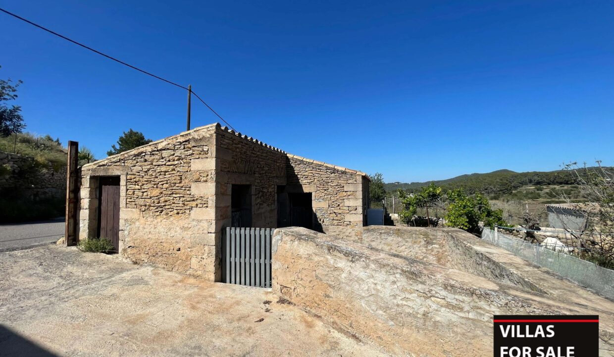 Villas for sale ibiza - finca loto Benimusa 8