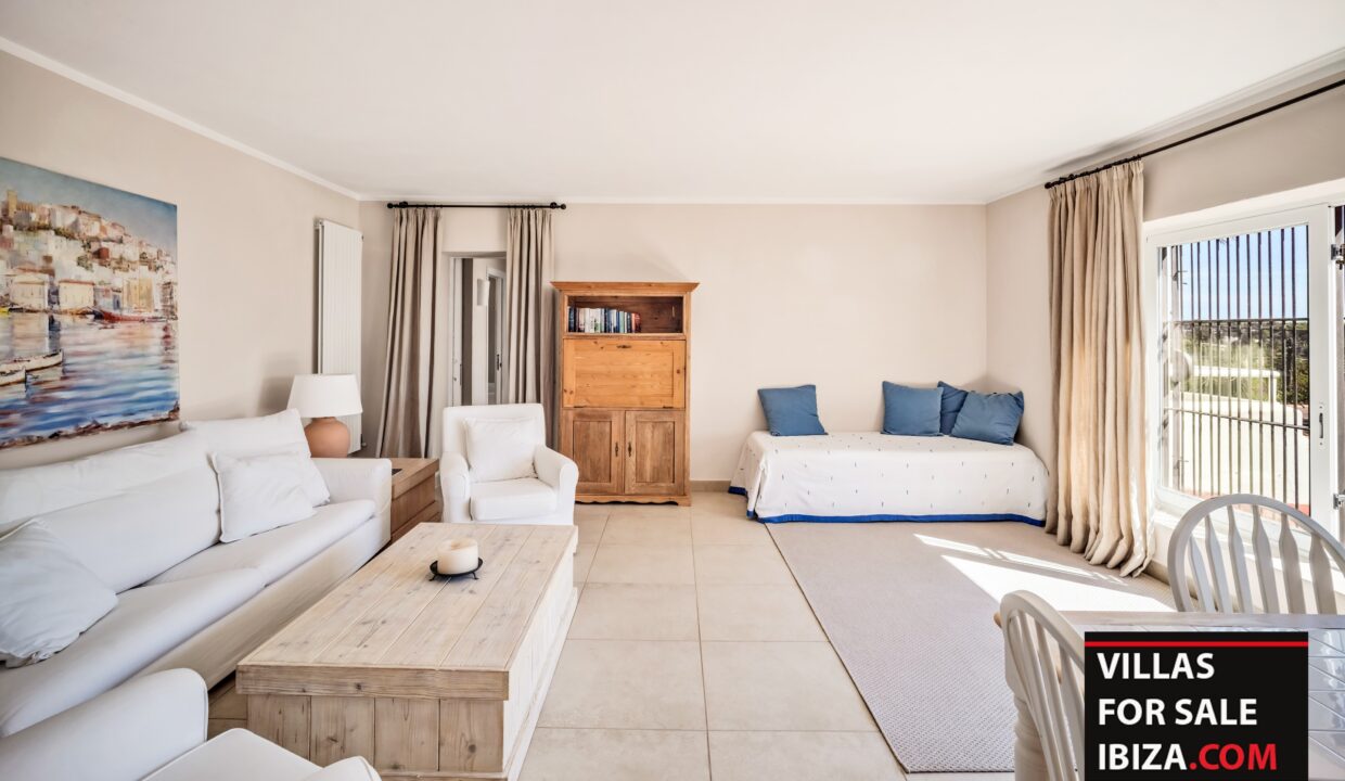 Villas For Sale Ibiza - Villa Palms Garden Santa Eulalia 20