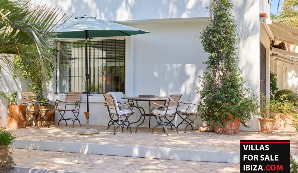 Villas For Sale Ibiza - Villa Palms Garden Santa Eulalia 30