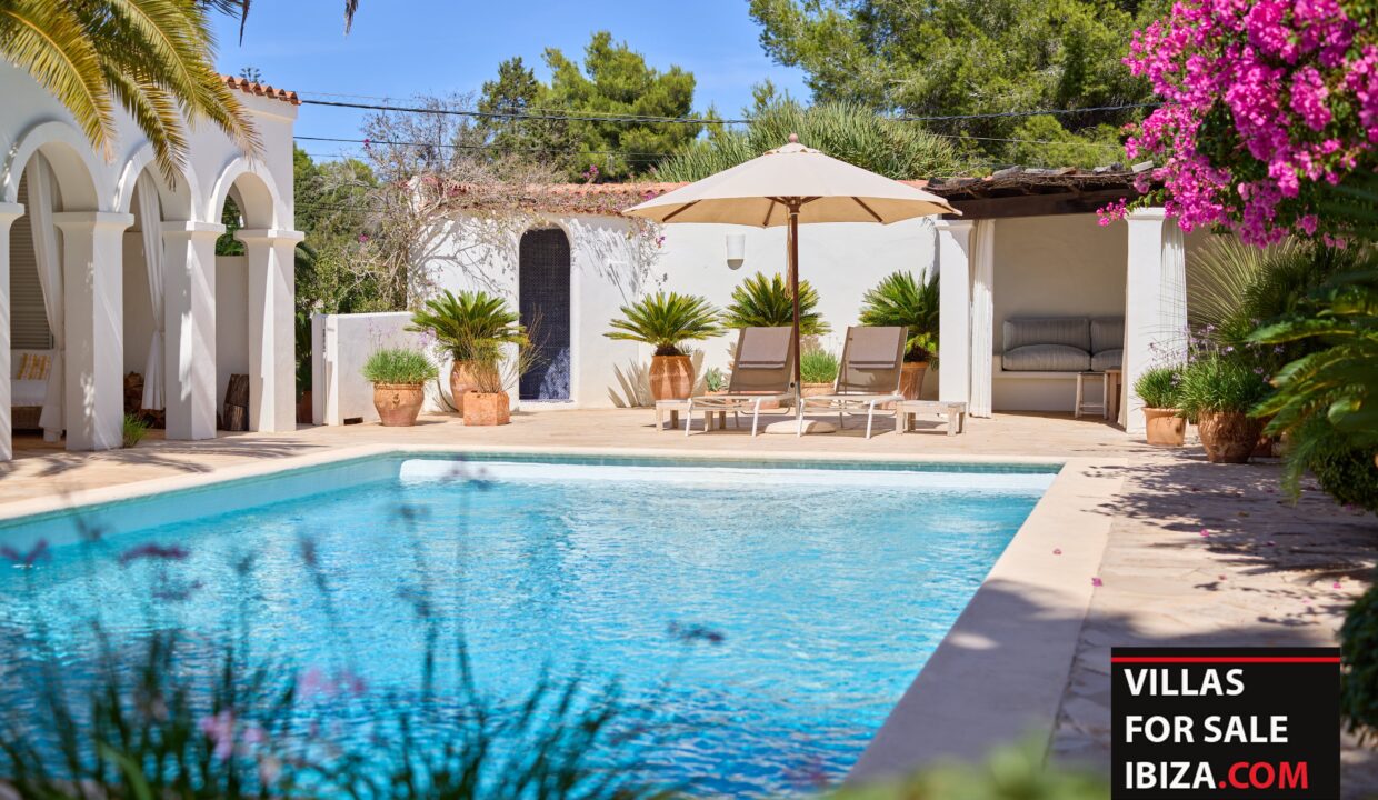 Villas For Sale Ibiza - Villa Palms Garden Santa Eulalia 4